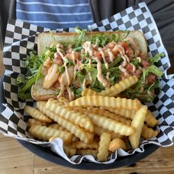 Steph's Kitchen - Shrimp Po-boy