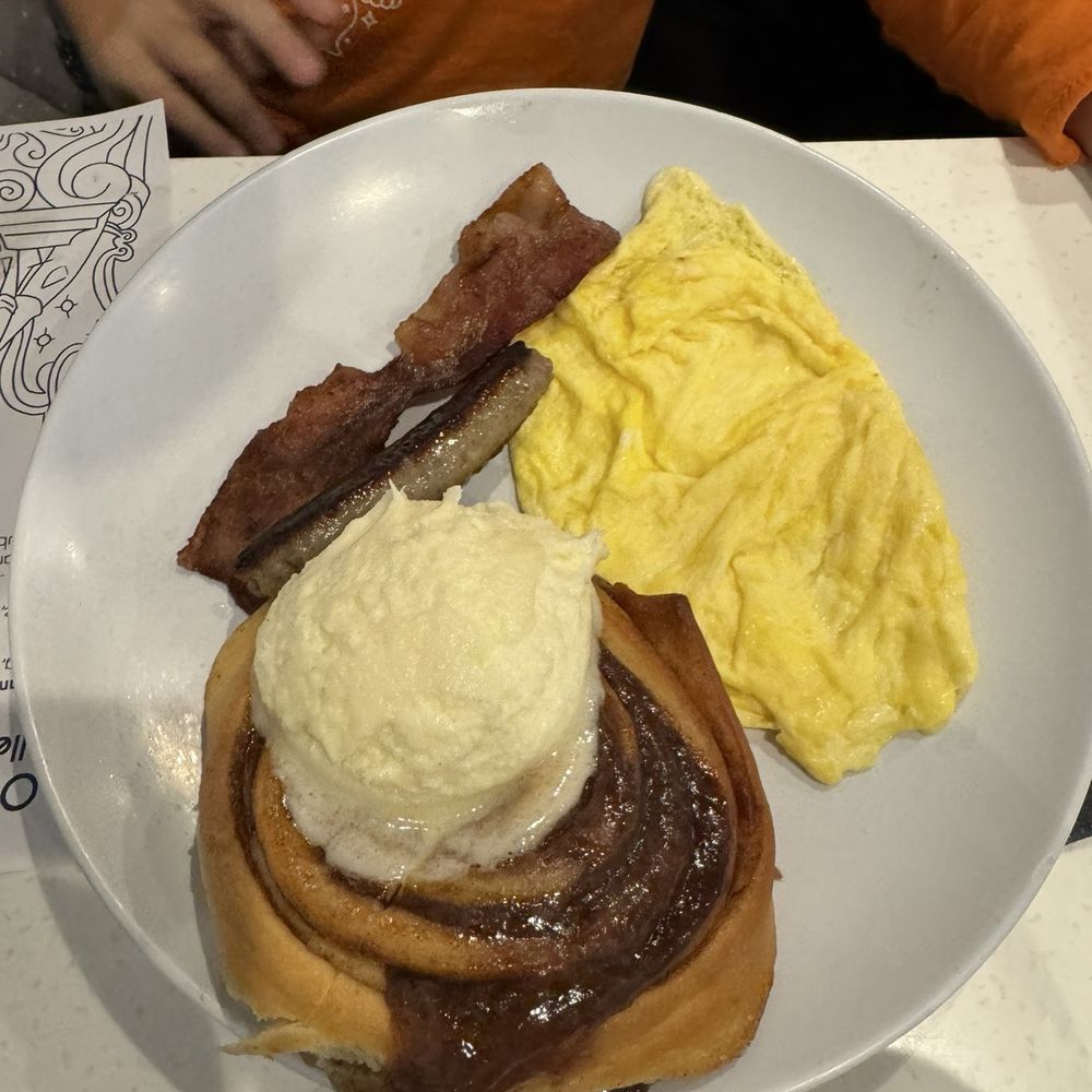 The world's best cinnamon roll! The was "The Roll With It" from the Scratch Made with Love Menu