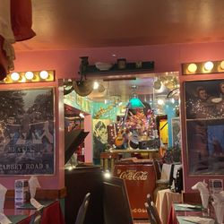 Legends Restaurant - Dinning area