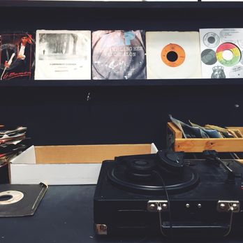 Torn Light Records - Vinyl Records Near Me - Chicago, Illinois