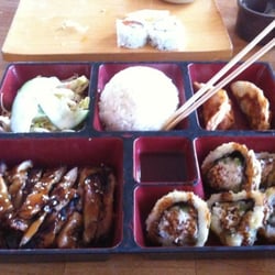 Kaihana SushiSaki - $6.95 lunch bento box!