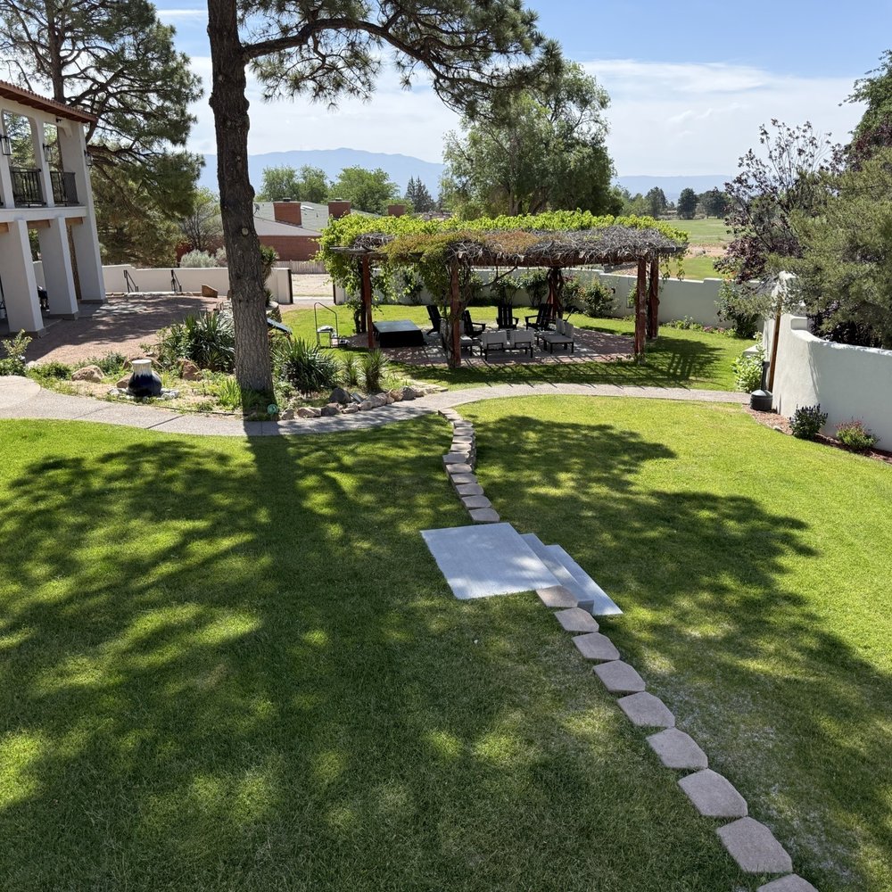 El Verde Inn - Beautiful space to relax - Hotels Near Me - Albuquerque, New Mexico El Verde Inn - Beautiful space to relax - Hotels Near Me - Albuquerque, New Mexico