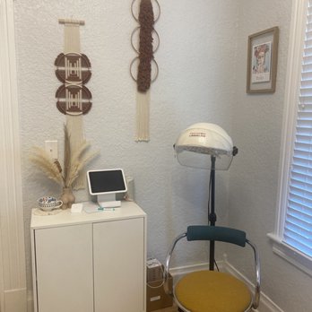 The Curl We Live In - Hair Stylists Near Me - Jacksonville, Florida The Curl We Live In - Hair Stylists Near Me - Jacksonville, Florida