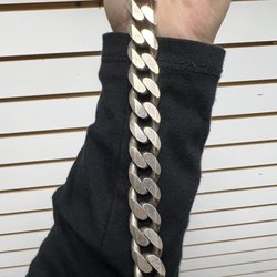 Star Pawn & Jewelry - Cuban link bracelets