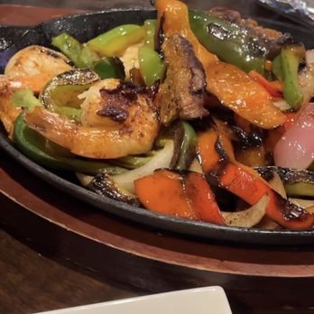 Hercules - Shrimp and steak fajitas - Mexican Near Me - Los Gatos, California Hercules - Shrimp and steak fajitas - Mexican Near Me - Los Gatos, California