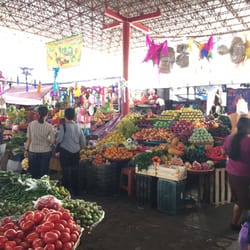 Mercado Leoncio Gonzales - Interior del mercado