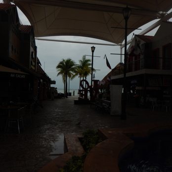 La Isla - Shopping Centers Near Me - Cancún, ROO