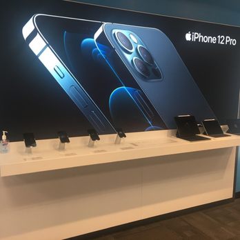 AT&T Store - Display - Mobile Phones Near Me - Fairfield, Connecticut AT&T Store - Display - Mobile Phones Near Me - Fairfield, Connecticut