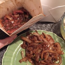 New King Sea Restaurant - Where's the beef? More like Mongolian onions... I'm impressed