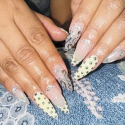 Vertigo Nail Lounge