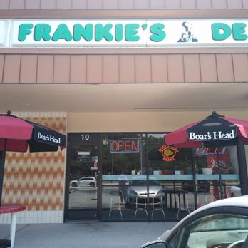 Frankie's Deli - Front of Frankie's - Delis Near Me - Clearwater, Florida