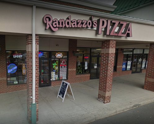 Randazzo's Pizza by null