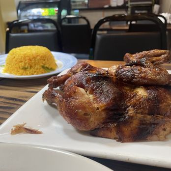 Los Nisperos - Pollo Entero con arroz - Peruvian Near Me - New York, New York Los Nisperos - Pollo Entero con arroz - Peruvian Near Me - New York, New York