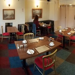 Fife Arms Hotel - The breakfast area and lounge