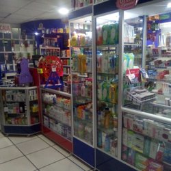 Farmacia Santa Fe - Contamos con los mejores precios, personal capacitado para brindarle un excelente servicio