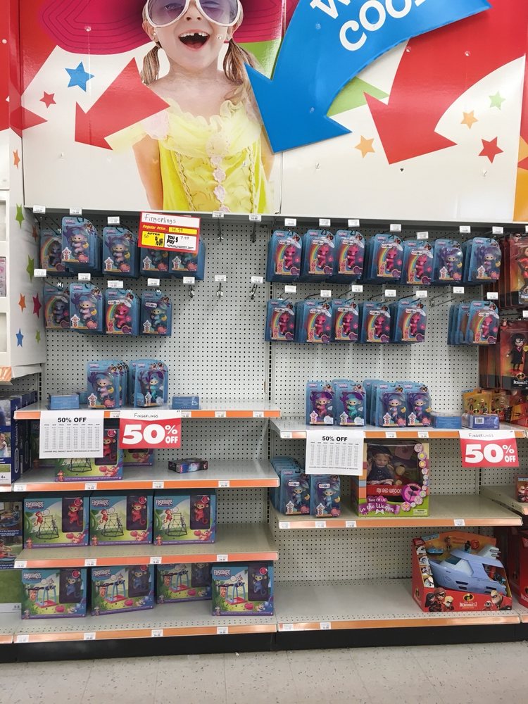 TOYS R US CLOSED River Falls Mall State Rd 131, Clarksville