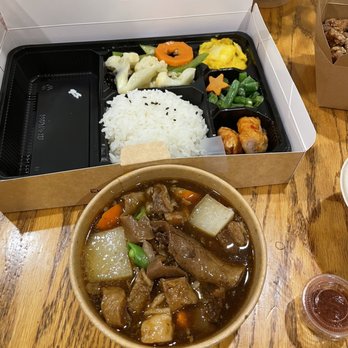 Orange Square - B03. Pot-Roasted Beef Tendon & Brisket Square - Taiwanese Near Me - Santa Clara, California