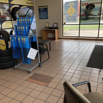 Goodyear Auto Service - Lobby - Tires Near Me - Converse, Texas Goodyear Auto Service - Lobby - Tires Near Me - Converse, Texas