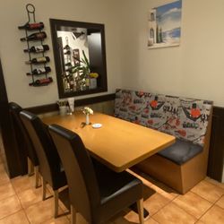 Lachoni - Indoor seating & decor