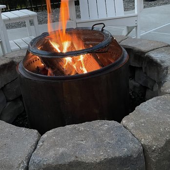 White Mountain Hotel & Resort - Fire pit - Hotels Near Me - North Conway, New Hampshire