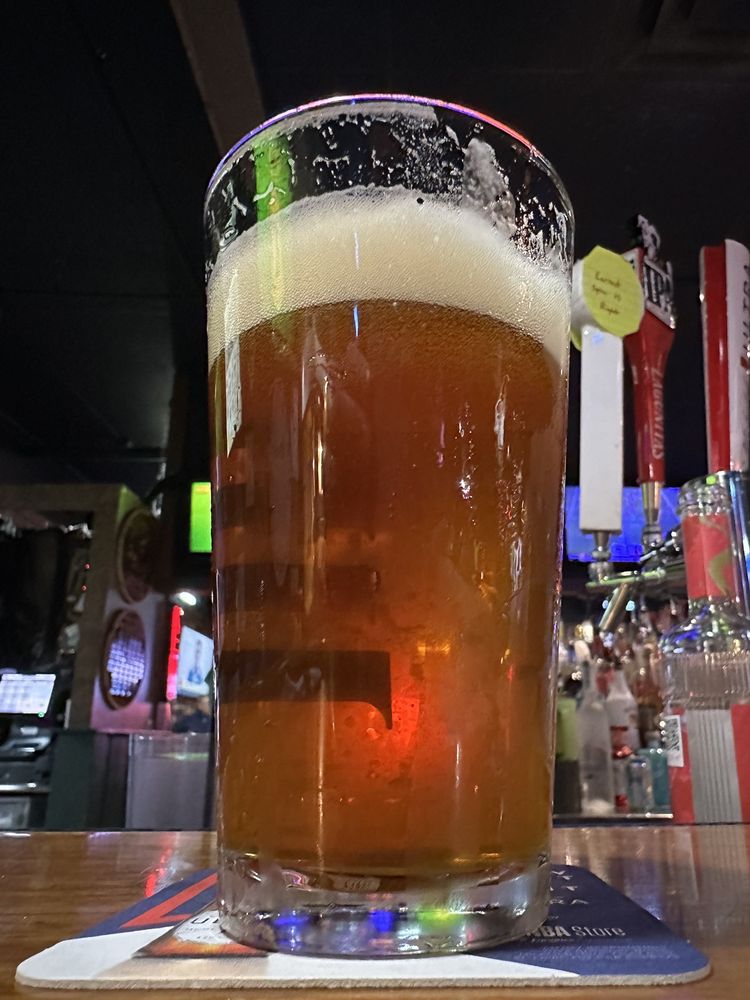 SHAWN’S IRISH TAVERN Updated August 2024 37 Photos & 47 Reviews