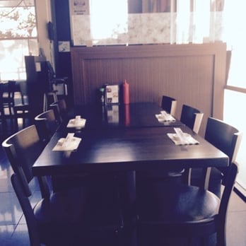 Starfish Sushi - table - Sushi Bars Near Me - Downey, California