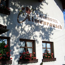 Landhotel Almenrausch