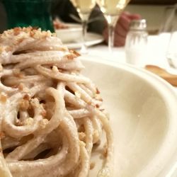 Il Locandiere di Cannizzaro Mario - Spaghetti con ricotta, bottarga di tonno e noci