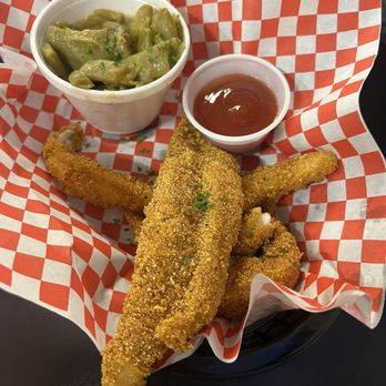 Bon Temps Cajun Bistro - Fried Catfish, Green Beans - Cajun/Creole Near Me - Cleburne, Texas
