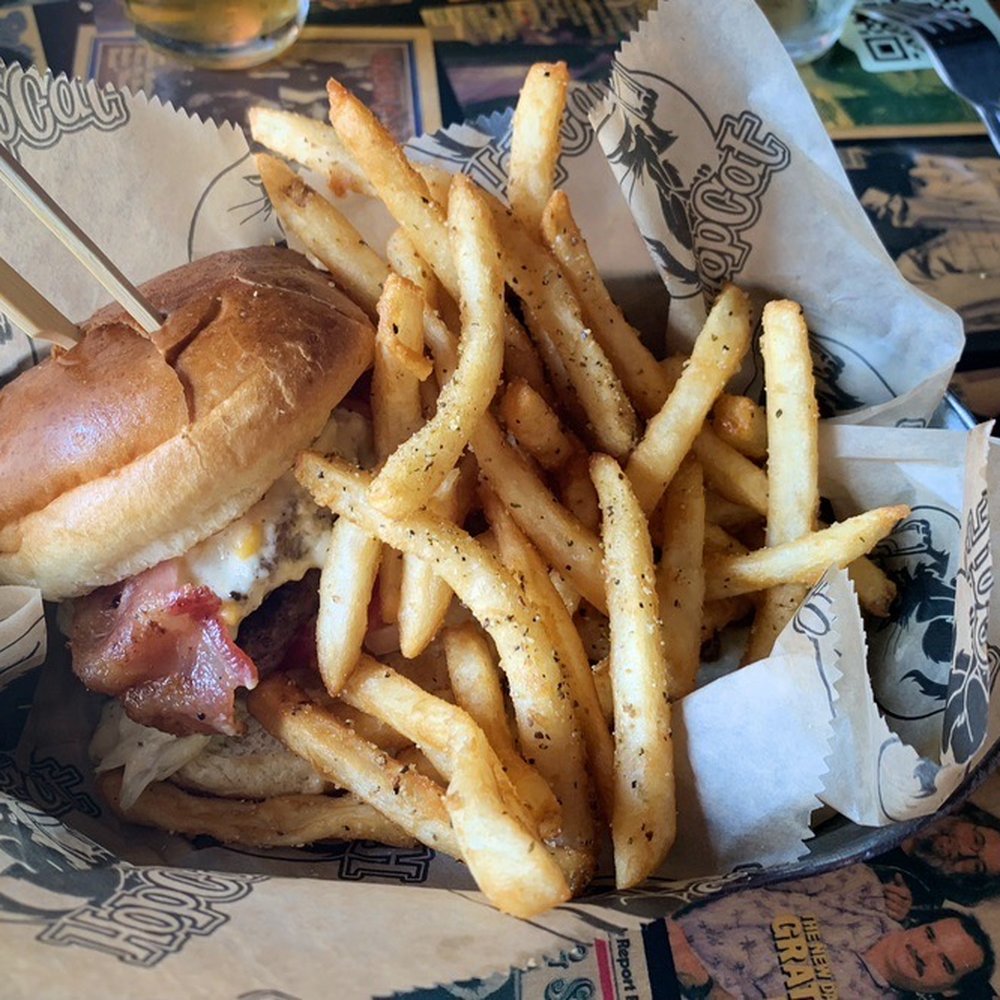 Bar Zee DBL Smash Burger Bar Zee DBL Smash Burger
