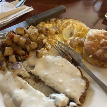Amy's Cafe - Chicken fried chicken,  biscuits and potatoes - New American Near Me - Falmouth, Virginia