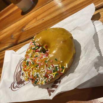 Donut King Waikiki - Pineapple glazed donut (most of their donuts are the yeasted style) - Donuts Near Me - Honolulu, Hawaii Donut King Waikiki - Pineapple glazed donut (most of their donuts are the yeasted style) - Donuts Near Me - Honolulu, Hawaii