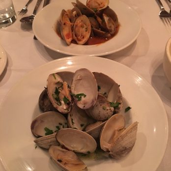 Di Paolo - White and red sauce clams - Italian Near Me - Alpharetta, Georgia Di Paolo - White and red sauce clams - Italian Near Me - Alpharetta, Georgia