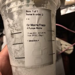 Drink order instruction.  4 pumps of mocha.  Drink had no evidence of chocolate flavoring.