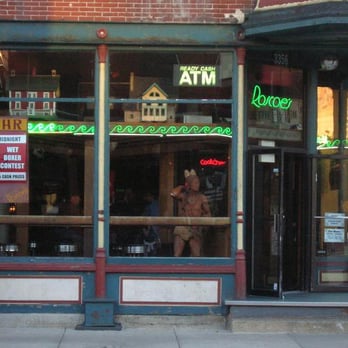 Roscoe's Tavern - Gay Bars Near Me - Chicago, Illinois Roscoe's Tavern - Gay Bars Near Me - Chicago, Illinois