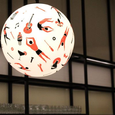 Dixon Roadside by null