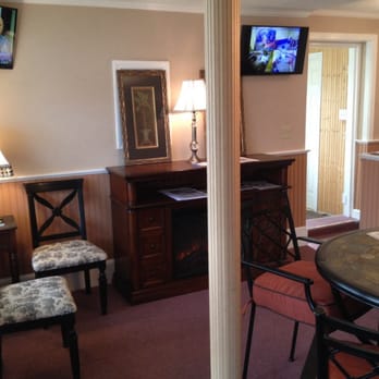 Tire Express - Beautiful new waiting room - Tires Near Me - North Haven, Connecticut Tire Express - Beautiful new waiting room - Tires Near Me - North Haven, Connecticut