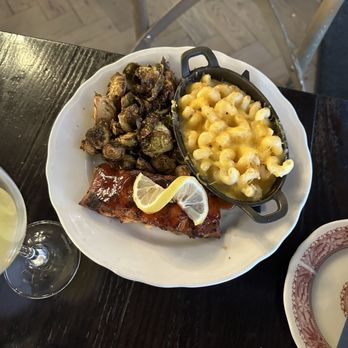 Leroy Fox - South End - Salmon entree with Brussels sprouts (no bacon) and macaroni and cheese - Southern Near Me - Charlotte, North Carolina Leroy Fox - South End - Salmon entree with Brussels sprouts (no bacon) and macaroni and cheese - Southern Near Me - Charlotte, North Carolina