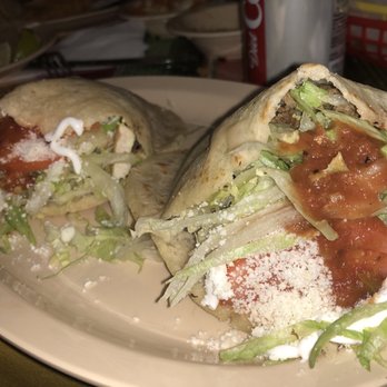 Antojitos Rincon de Guanajuato - Chicken and steak gorditas - Mexican Near Me - Tustin, California
