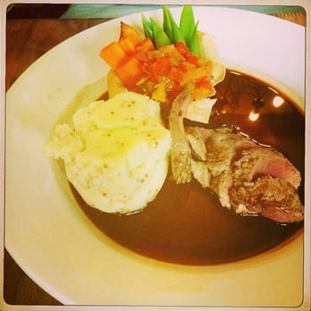 The Forth Inn - Canon of roe deer at the Forth Inn - Hotels Near Me - Stirling, STG