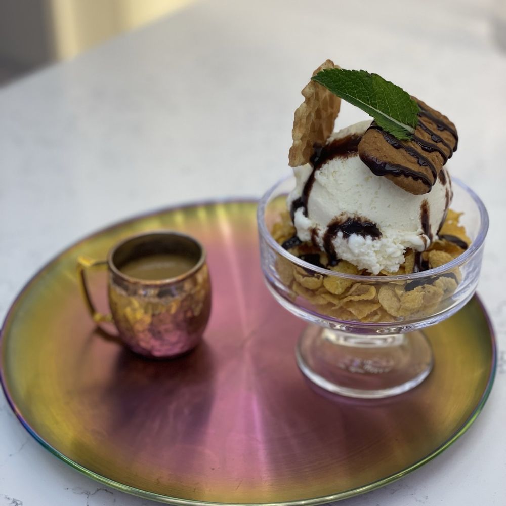 Twilight Cafe - Affogato - Cafes Near Me - Toronto, Ontario Twilight Cafe - Affogato - Cafes Near Me - Toronto, Ontario