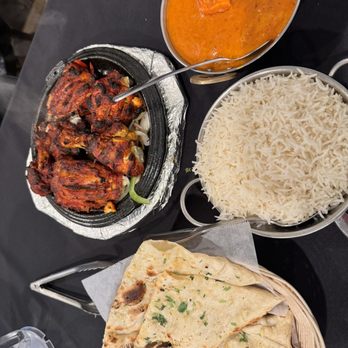 Curry Lounge - Chicken Tikka Masala Tandoori Chickentandoori Garlic Naan - Indian Near Me - Artesia, California Curry Lounge - Chicken Tikka Masala Tandoori Chickentandoori Garlic Naan - Indian Near Me - Artesia, California