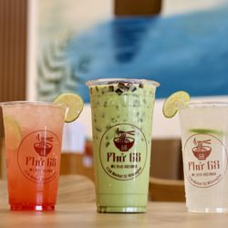 Pho 68 - Strawberry Lemonade Soda - Green Thai Tea - Lemonade Soda