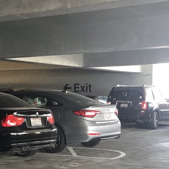 Park SFO - Scary experience - cars are parked by the valets in every crevice meant to stay empty to help people navigate the lot! - Parking Near Me - San Francisco, California