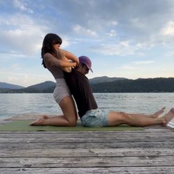 KillaNuna Healing - Stretch and Release with KillaNuna Healing