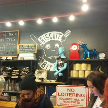 Biscuit Bitch - Counter view, on a Sunday morning - Breakfast & Brunch Near Me - Seattle, Washington Biscuit Bitch - Counter view, on a Sunday morning - Breakfast & Brunch Near Me - Seattle, Washington