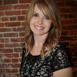 Cosmotique Salon & Day Spa
