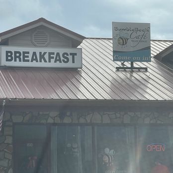 BumbleBee's Cafe - Breakfast & Brunch Near Me - Blue Ridge, Georgia
