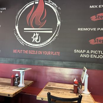 Sizzling Lunch - Inside - Japanese Near Me - Goleta, California