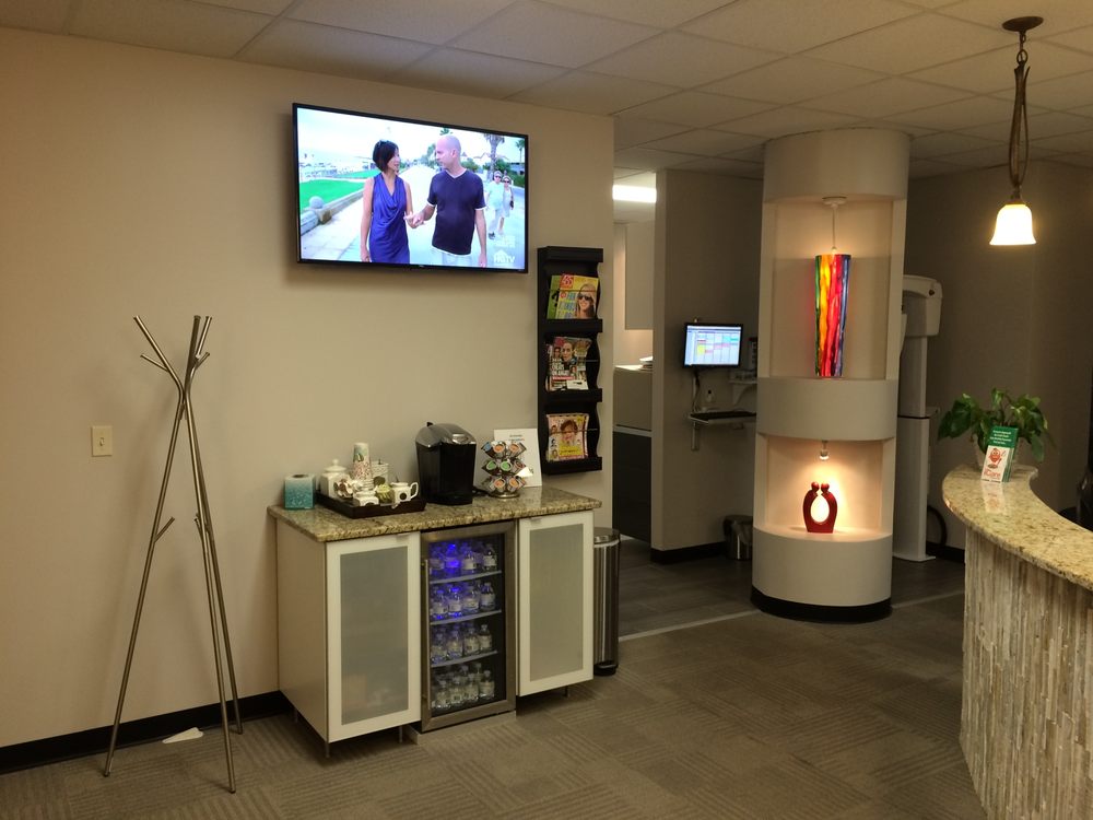 HORMOZ HORMOZDI, DDS HORMOZDI DDS DENTURE CLINIC Updated August